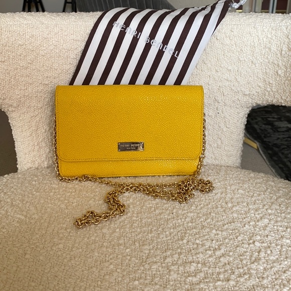 henri bendel Handbags - Henri Bendel Cross Body Bag